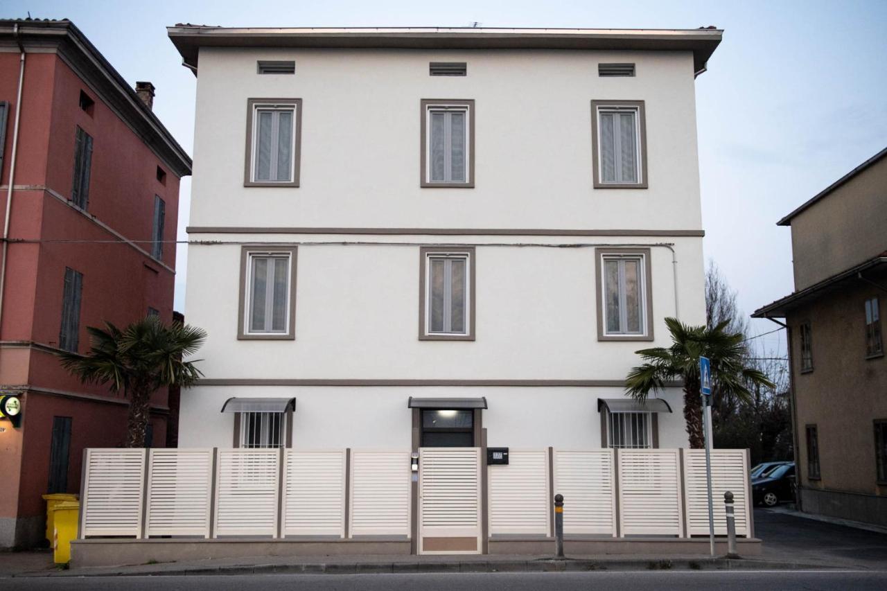 Le Palme Residence Parma Esterno foto