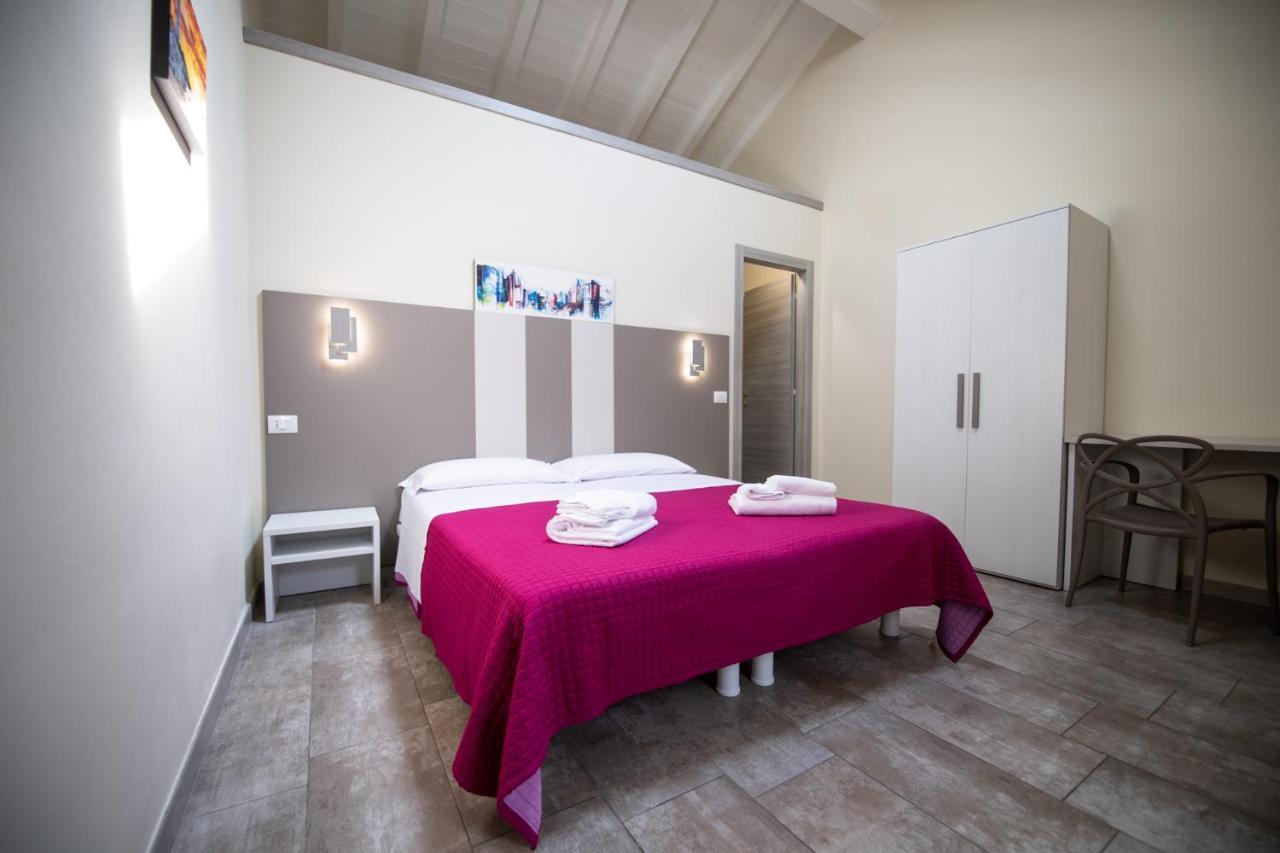 Le Palme Residence Parma Esterno foto