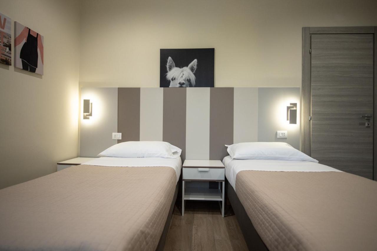 Le Palme Residence Parma Esterno foto